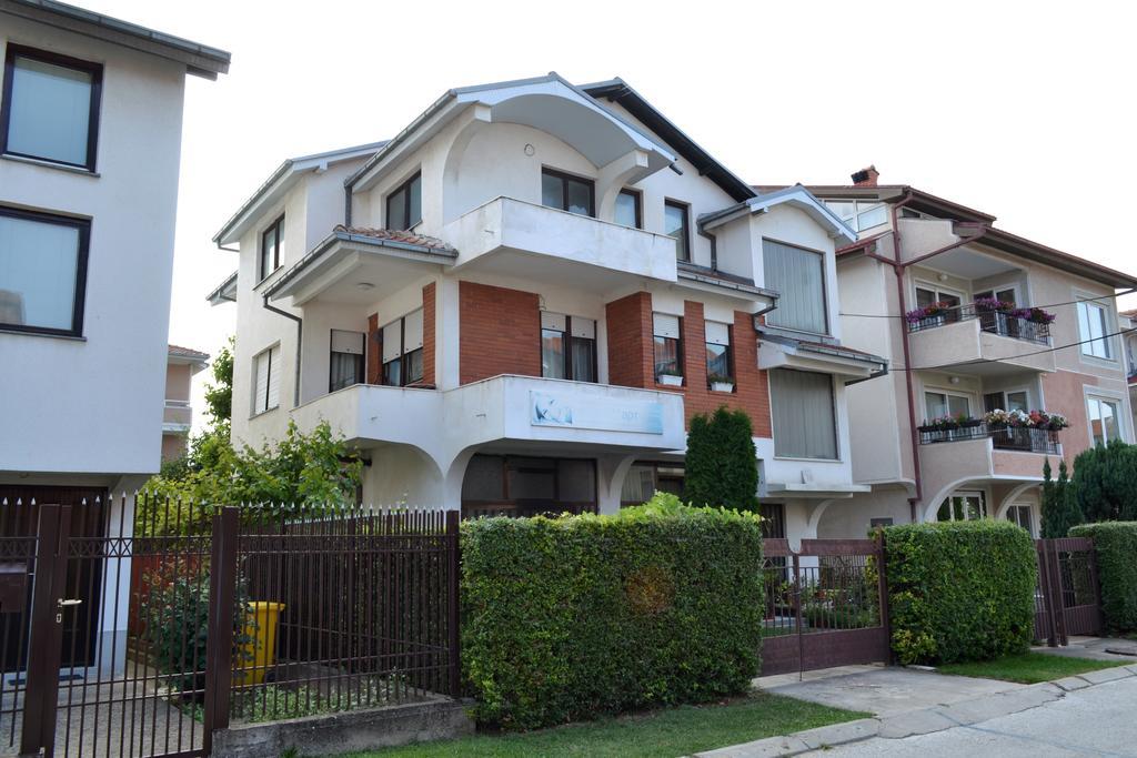 Apartment In بريليب المظهر الخارجي الصورة